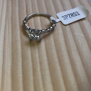 NWT Silver Charmed Aroma Ring Size 5